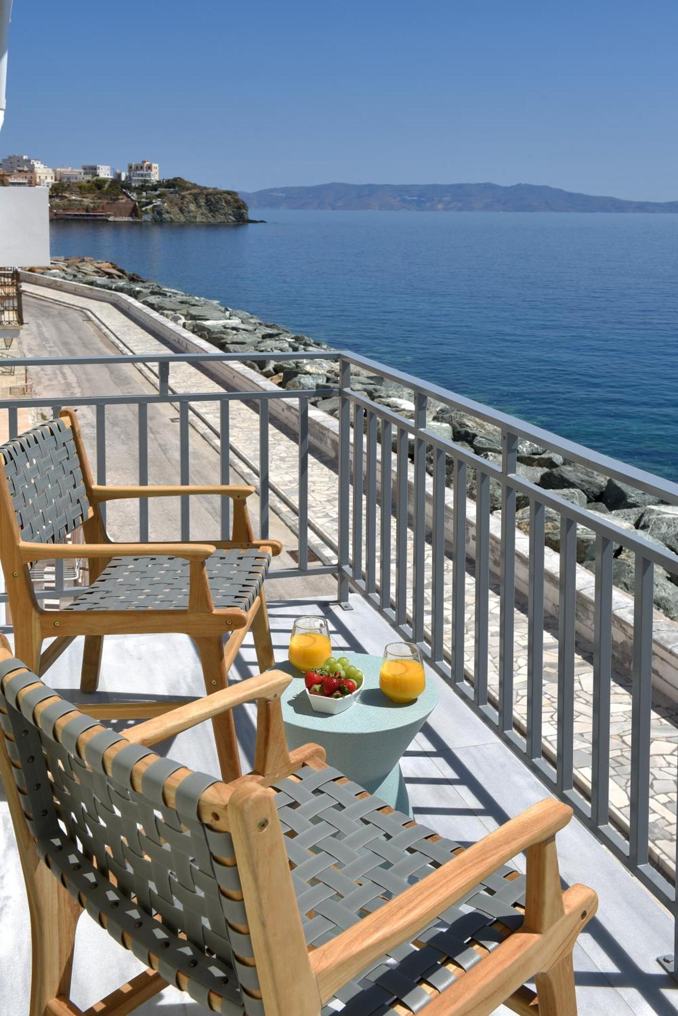 Anaya Suites Ermoupoli Exterior foto